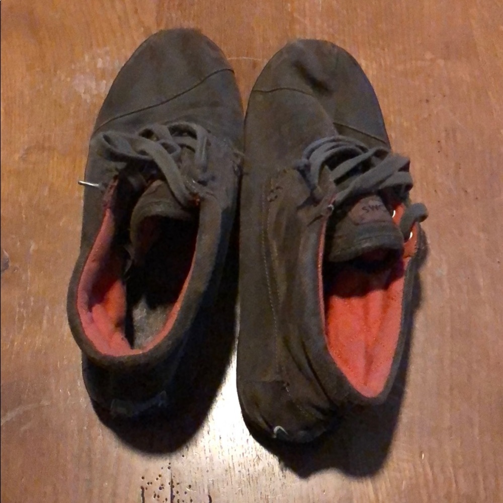 Mid rise TOMS